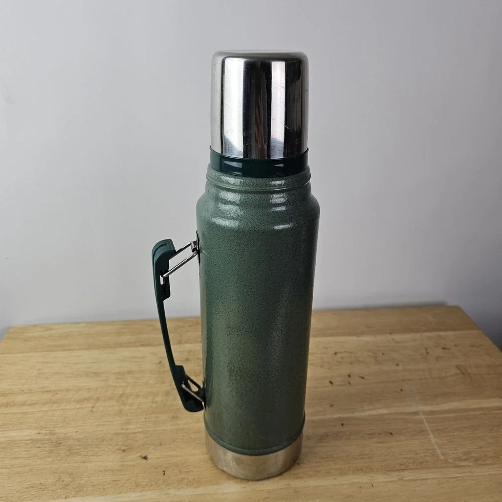 Vintage Stanley Green 1.1 Qt Thermos Vacuum Bottle Jug Classic Outdoor Camping - Picture 4 of 7